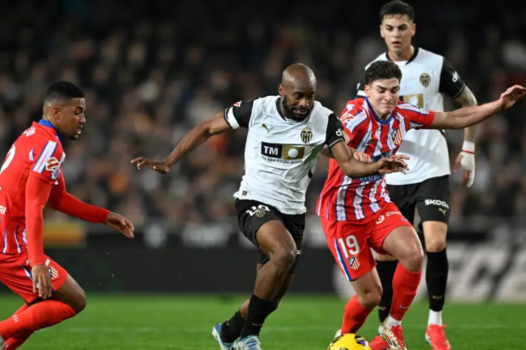 比利时险胜韩国，奥亚尔萨瓦尔关键制胜的简单介绍