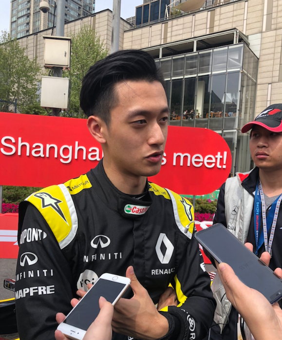雷诺车队碾压威廉姆斯，周冠宇扛起全队