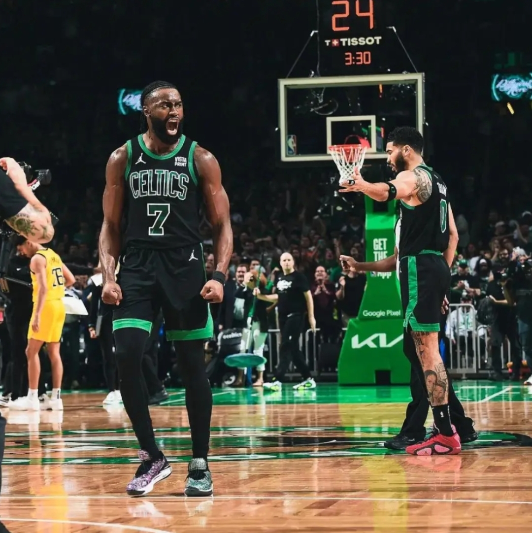 凯尔特人险胜辽宁队，布伦森状态火热