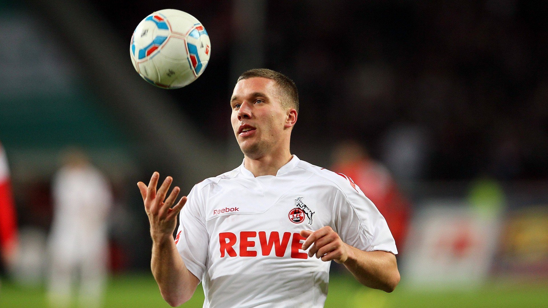 神话再现，伊布附体的卡塔尔如何击溃日本足球神话