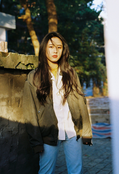 狂暴灰熊撕裂天山防线，哈利伯顿35+17导演29分血腥碾压