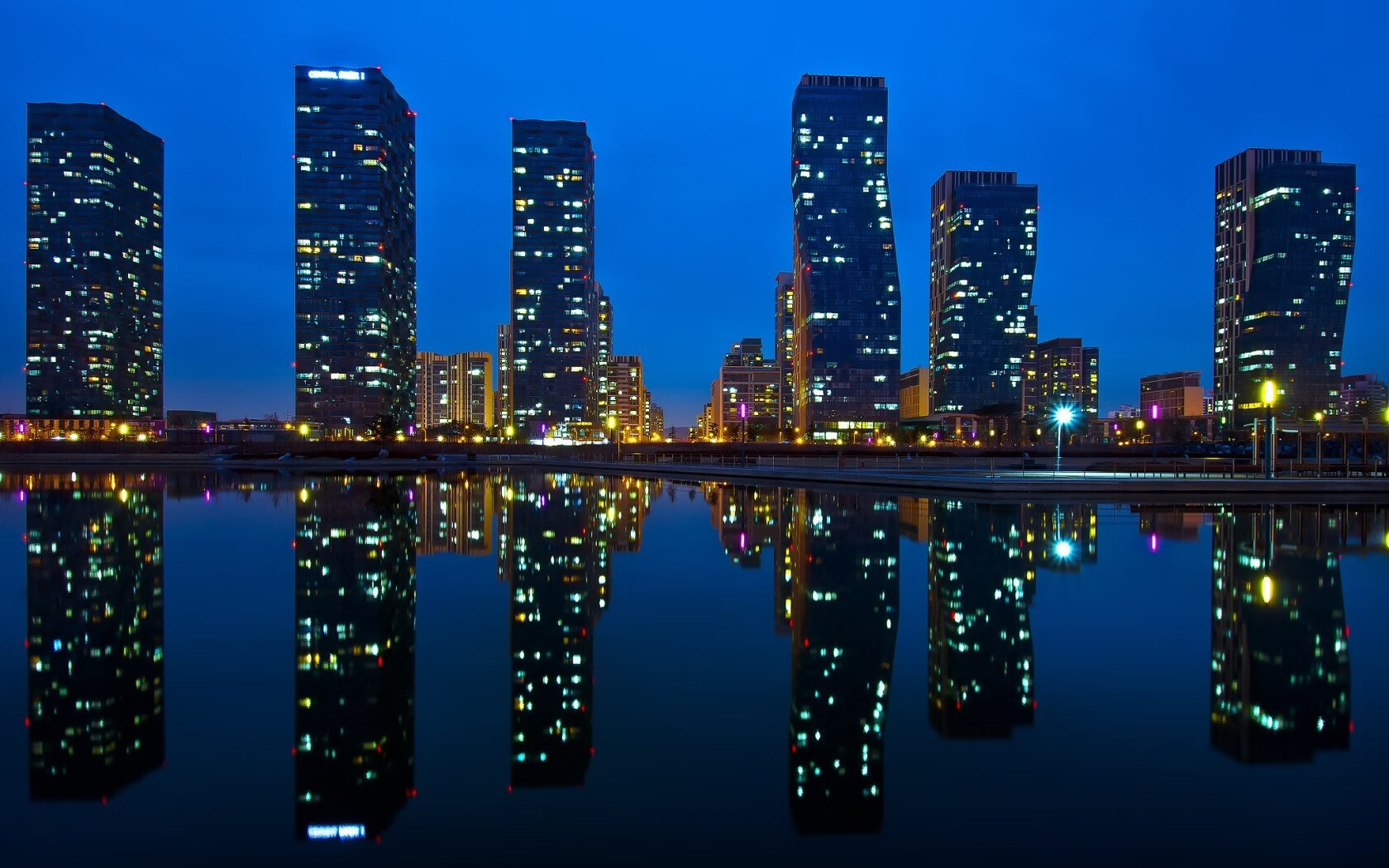 跨洋风暴，当猛龙之翼遮蔽紫禁城—西亚卡姆虚构统治战记