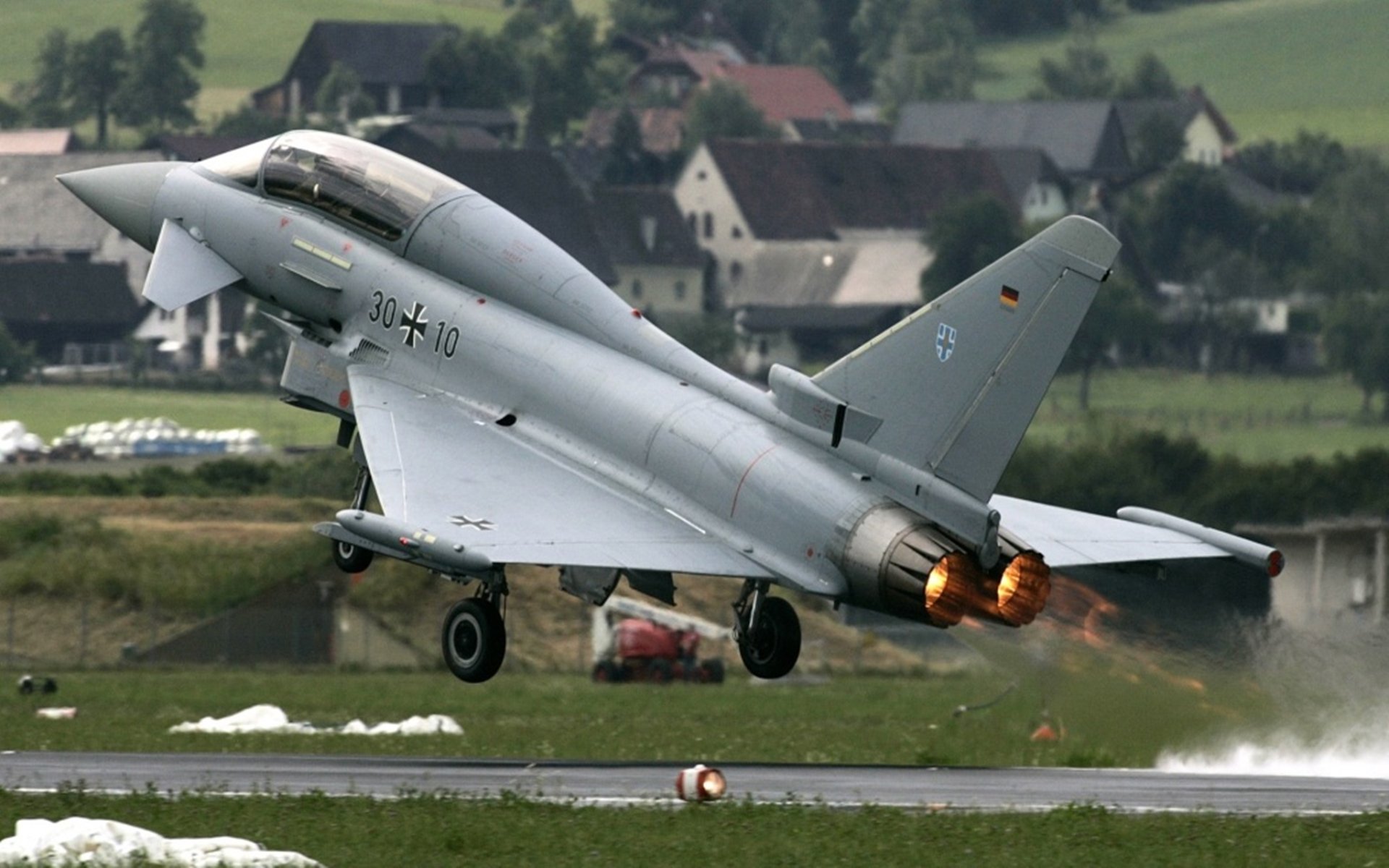 团队运动的个人主义悖论，当雷恩与基米希用单节时刻改写集体叙事